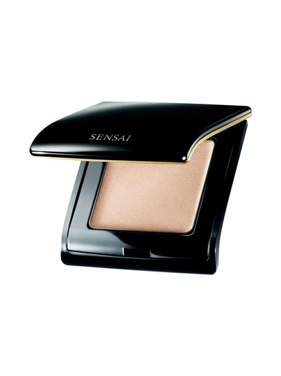 Supreme illuminator powder -korostuspuuteri