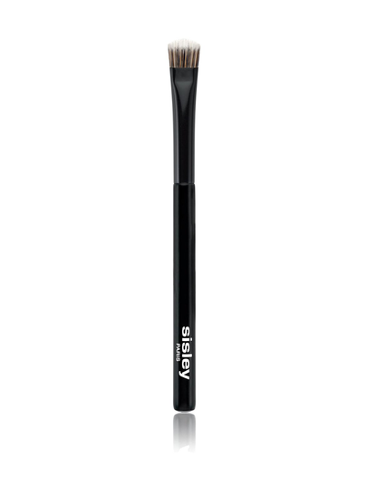 Eyeshadow shade brush -luomivärisivellin