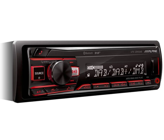 Alpine UTE-204DAB, autosoitin
