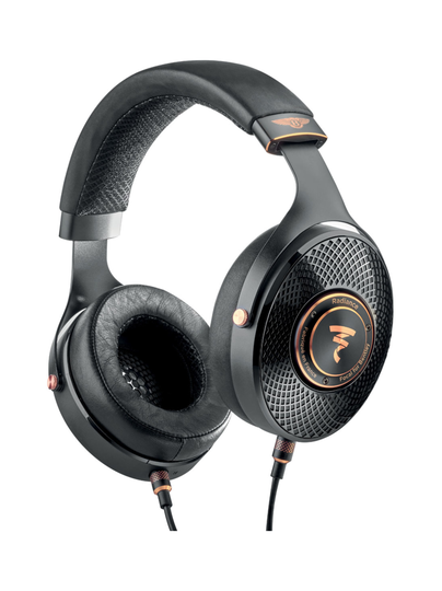 Focal radiance bentley, suljetut sankakuulokkeet